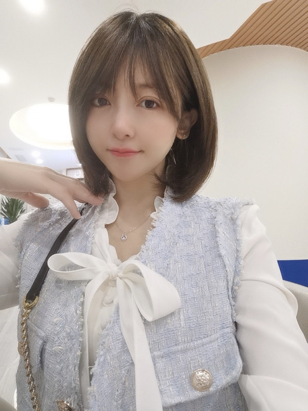 芳芳小美女